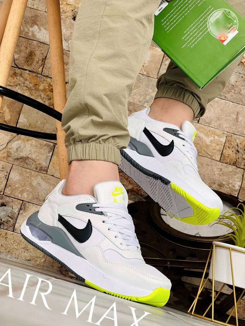 NIKE AIR MAX - W.S