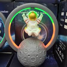 Parlante Astronauta Magnético - W.S